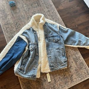BLANK NYC Bear Hug Denim Sherpa Jacket